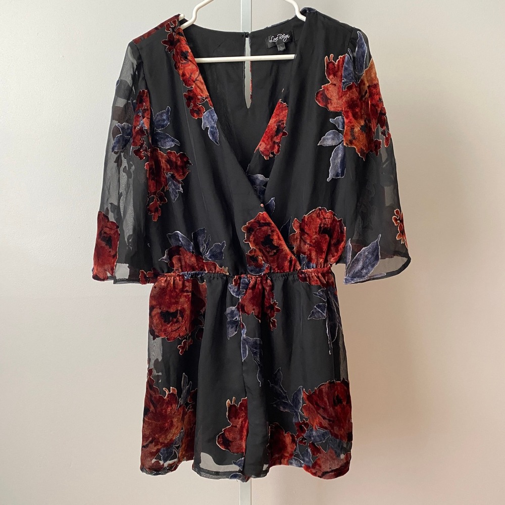 Love Reign L Black Floral Velvet Burnout Romper Sheer Bell Sleeve Dark Romantic